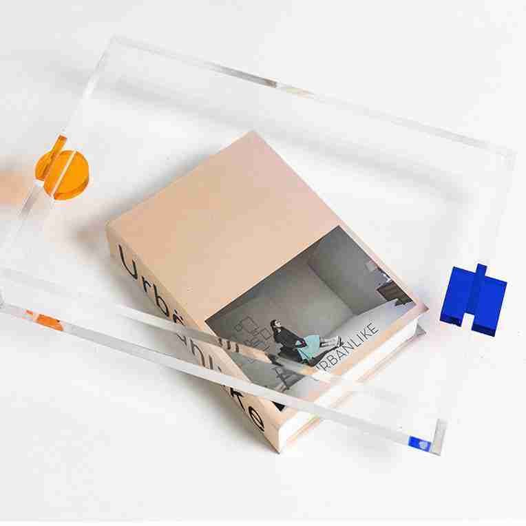 Wholesale Clear Acrylic Serving Trays with Colored Handles Chinov Display